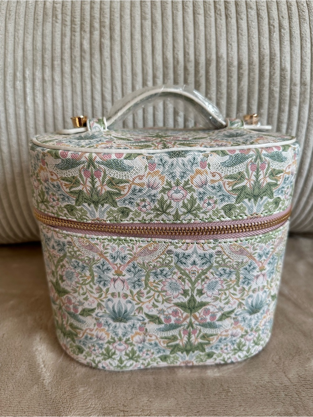 Morris & Co. William Morris Cosmetic Case Strawberry Thief